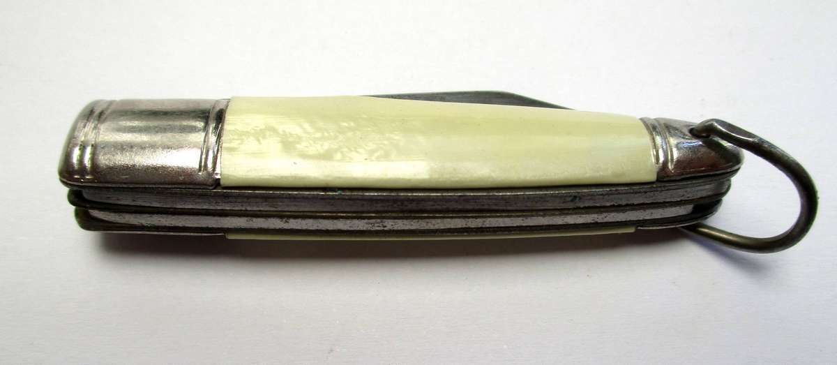Vintage Richards (Lamp Post) key chain / pocket knife - 3 tools - Sheffield, England