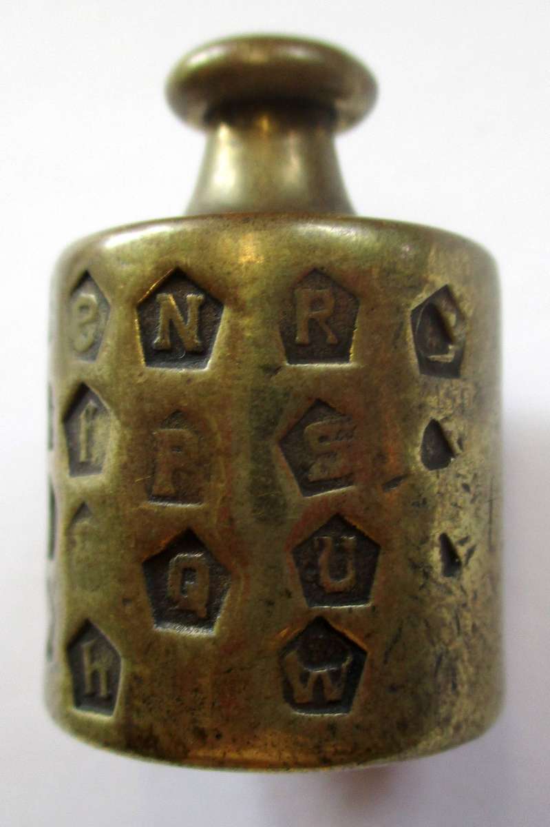 Antique / vintage brass weight - 1 Hektog / 100 g