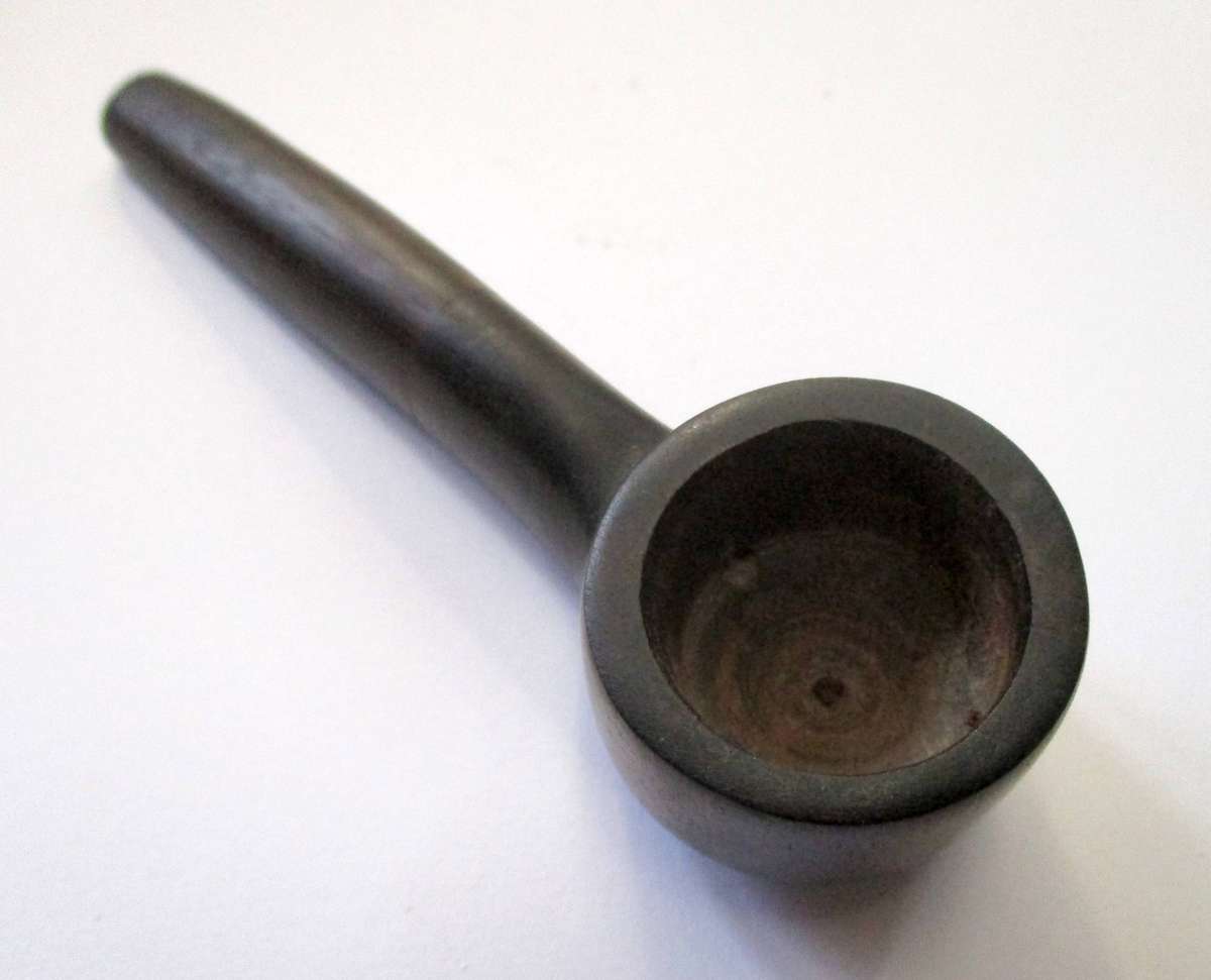 Small wood Tobacco Pipe - unused / 10cm