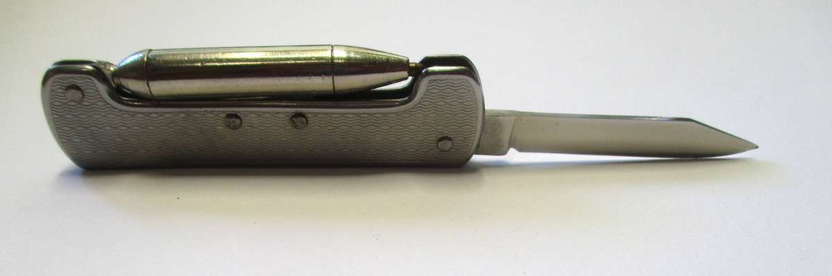 Vintage Richards (Lamp Post) pocket knife with pen - Sheffield, England