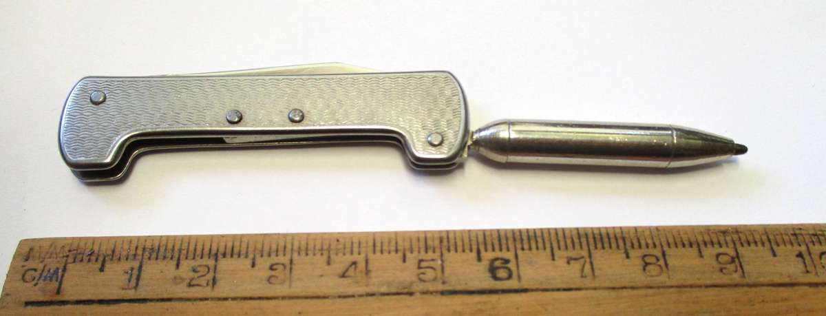 Vintage Richards (Lamp Post) pocket knife with pen - Sheffield, England