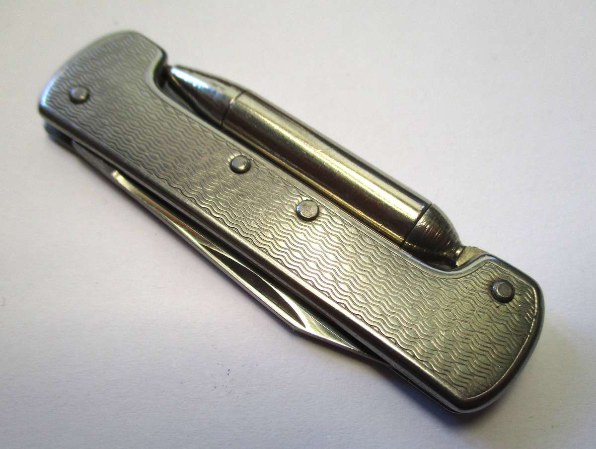 Vintage Richards (Lamp Post) pocket knife with pen - Sheffield, England