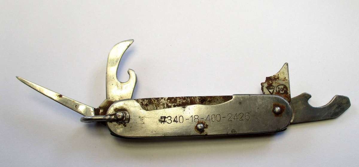 Vintage Folding Knives - Pocket knife lot - damaged / well used
