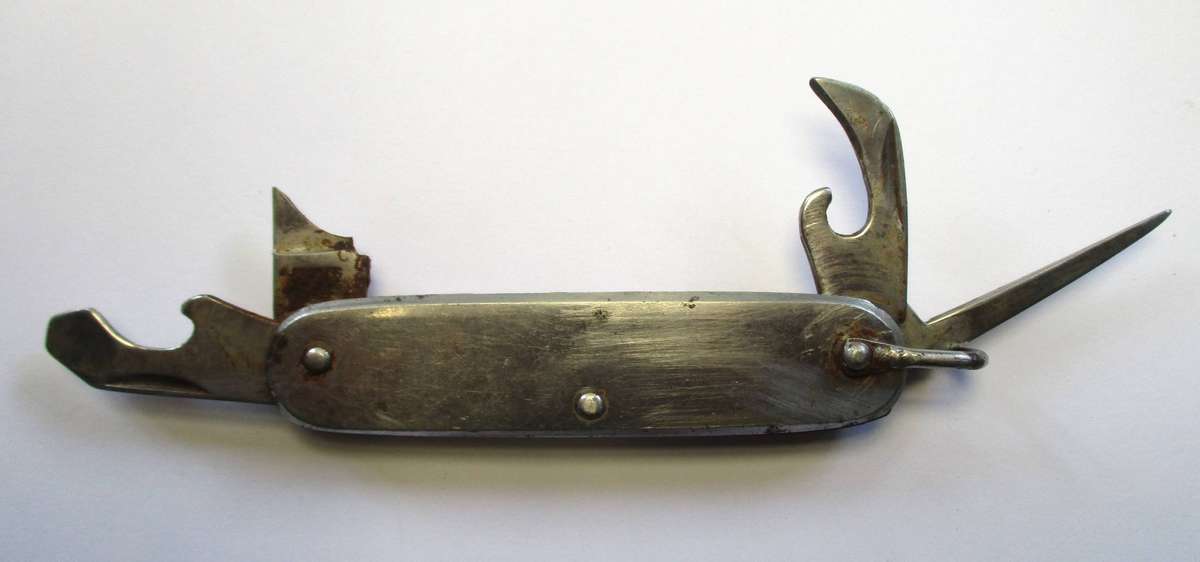 Vintage Folding Knives - Pocket knife lot - damaged / well used