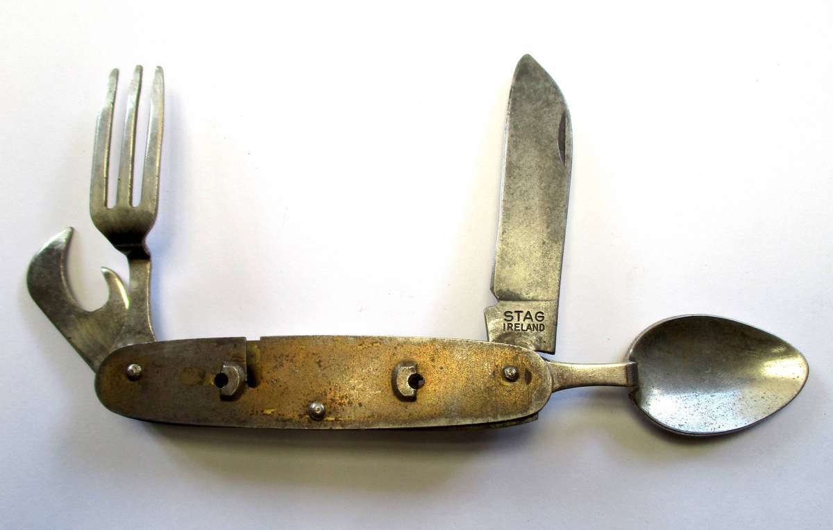 Vintage Folding Knives - Pocket knife lot - damaged / well used
