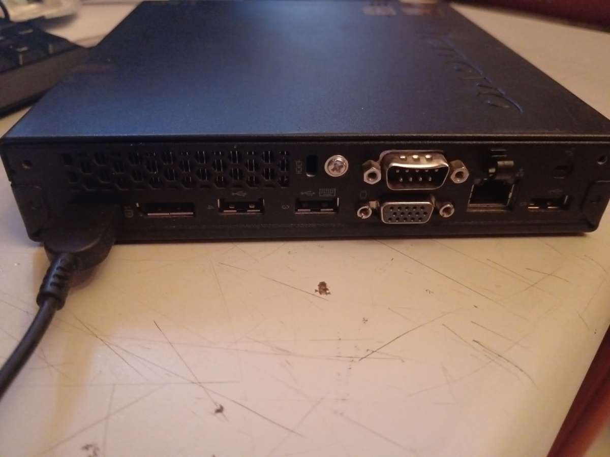 Lenovo m73 mini PC - i3 4th gen - 4gb ddr3 - 320gb hdd