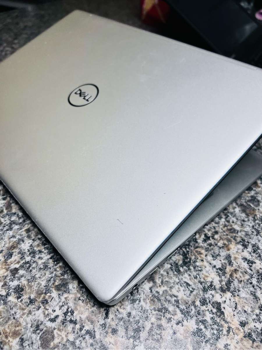 Dell Inspiron 7380