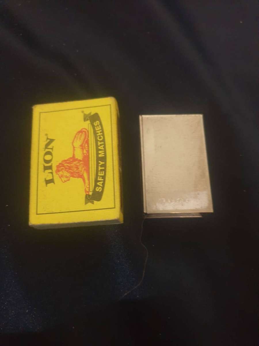 Vintage sterling silver matchbox casing, hallmarked