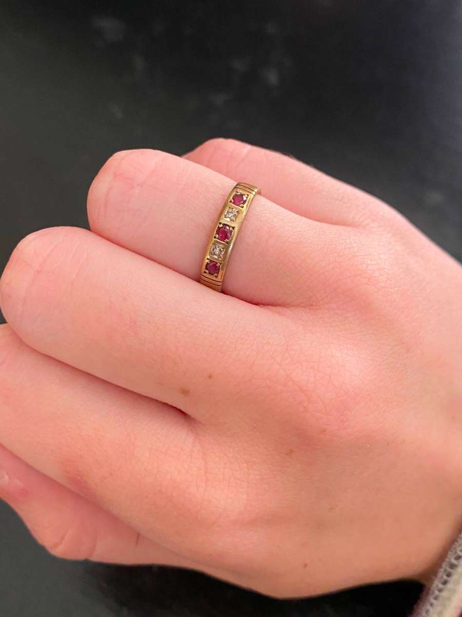 Genuine 9ct gold ruby and diamond ring