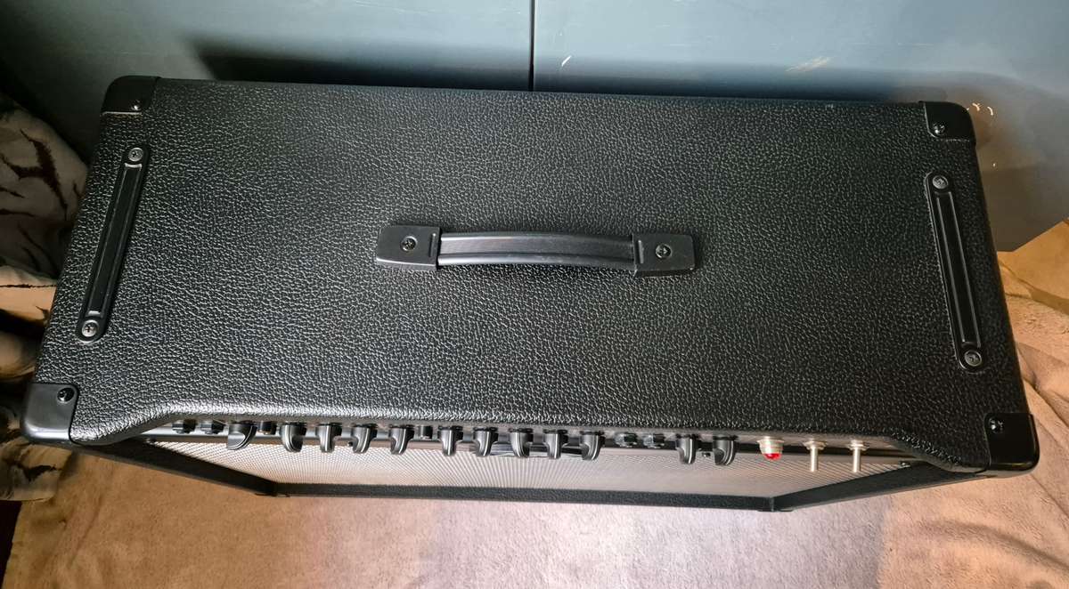 Peavey Valveking VK212 Guitar Valve Amp