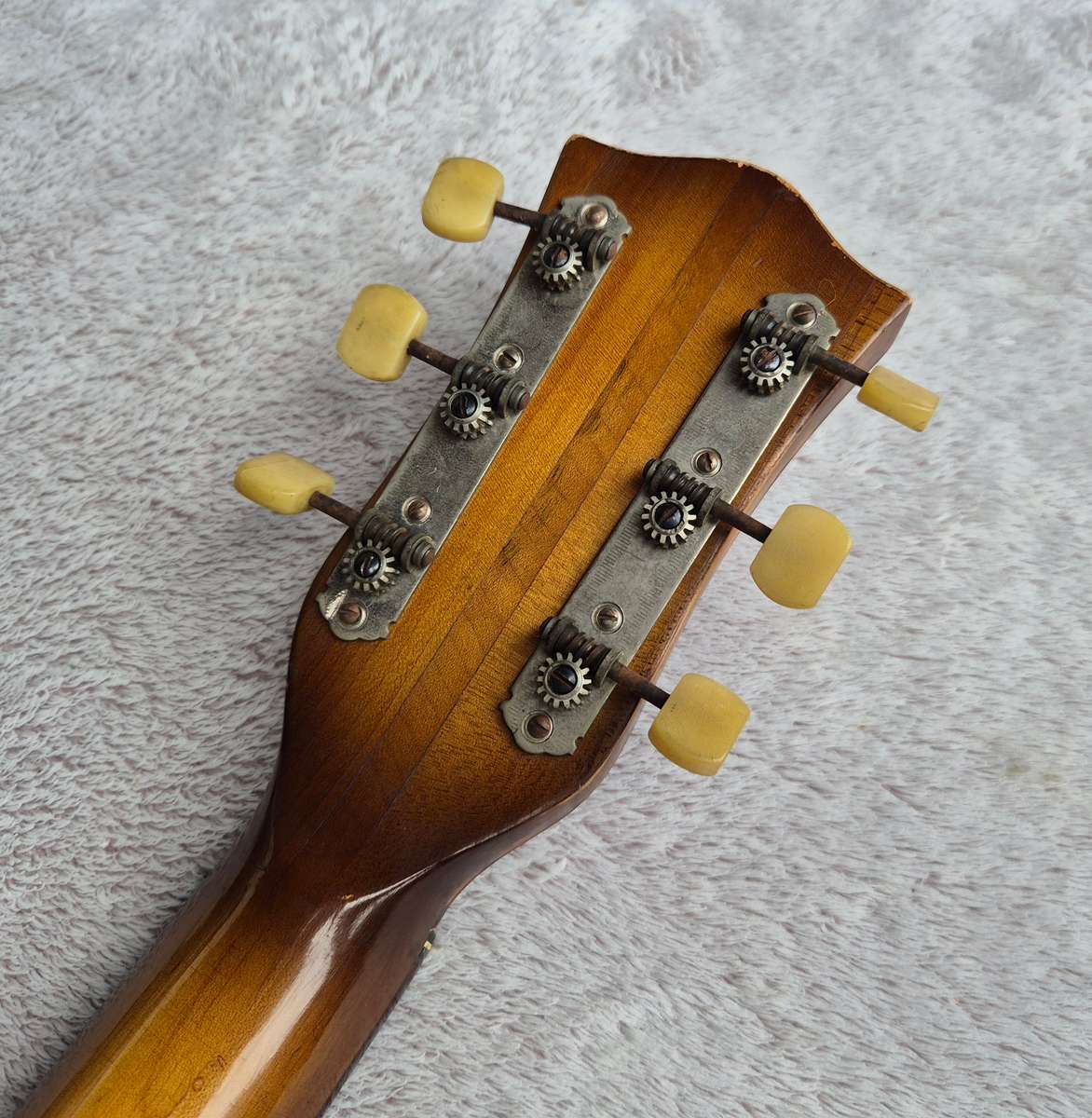 Vintage 1960s Hofner Club 50 Guitar