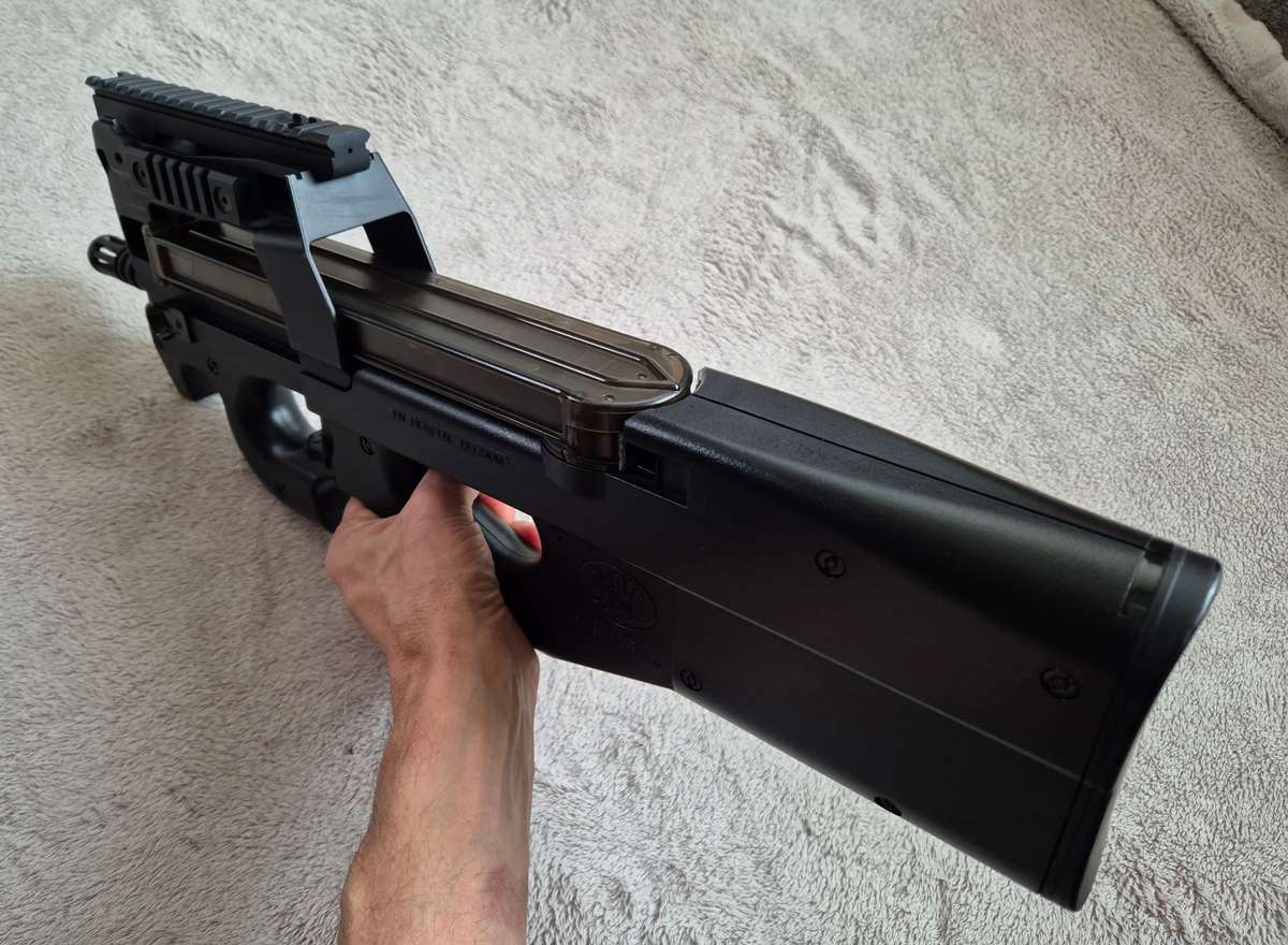 FN Herstal Airsoft P90 SMG - 6mm BB