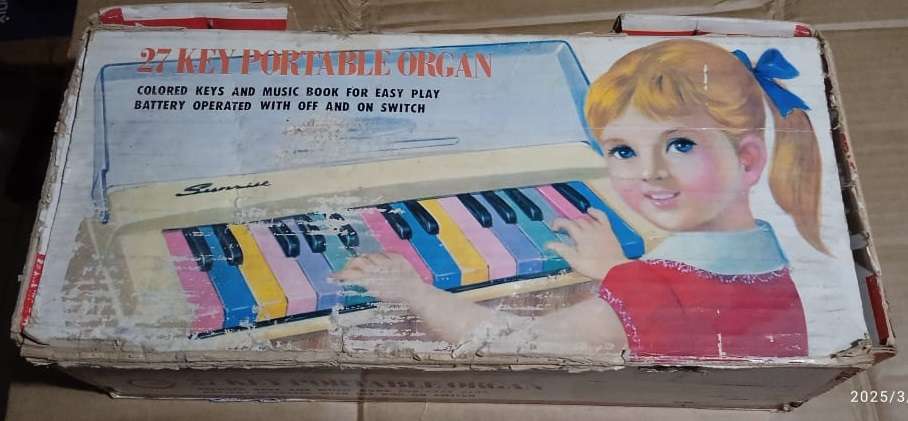 Sunrise 27 Key Portable Toy Organ