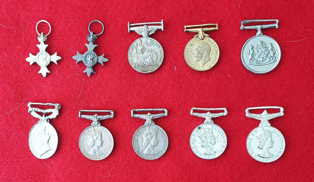 POST WW2 - MINIATURE LOT