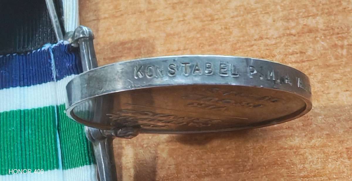 WW2 - SOUTH AFRICAN RAILWAYS POLICE GROUP - FULL SIZE