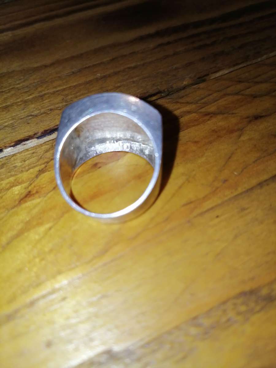 Solid Silver Unisex Ring!