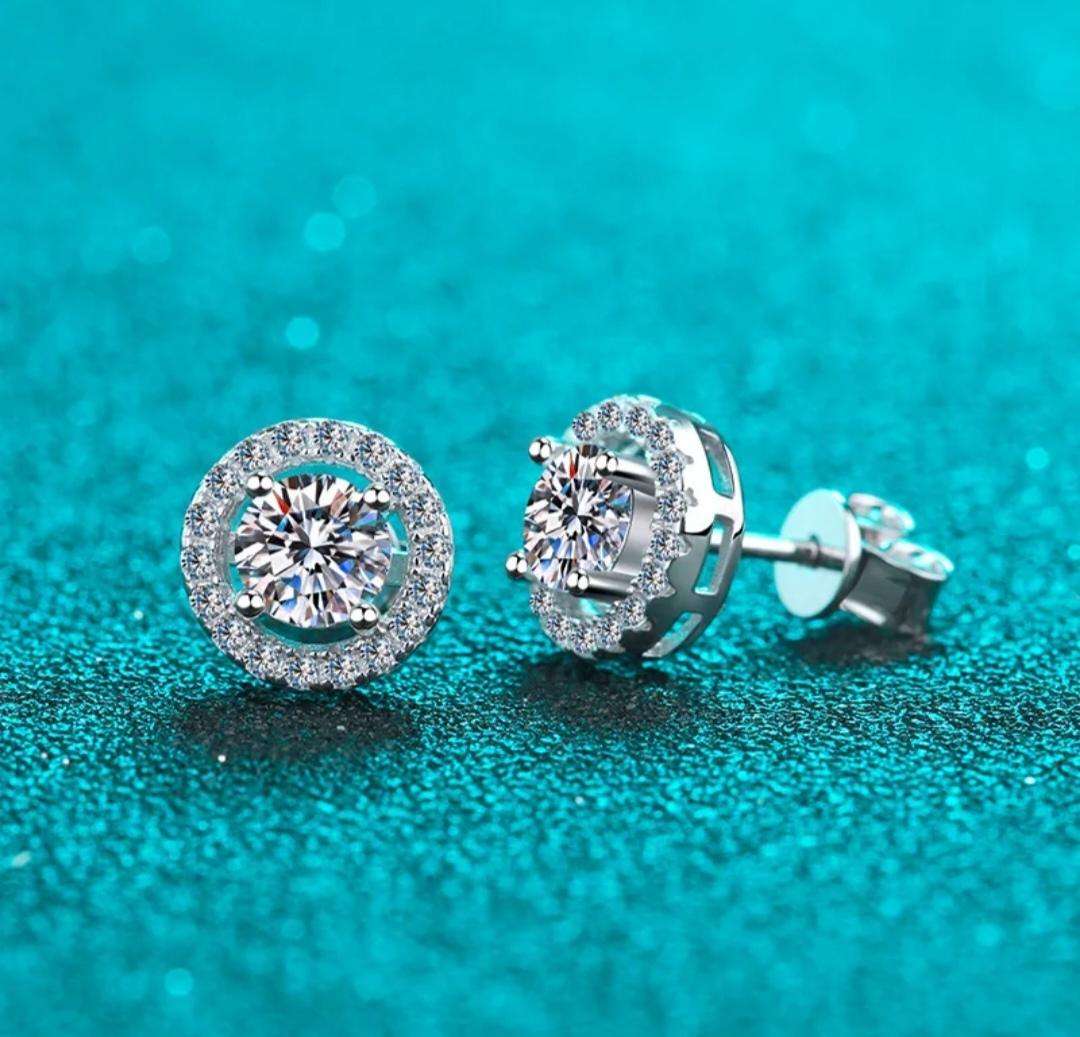 SPECIAL - 1ct Moissanite 925 Silver Halo Earrings