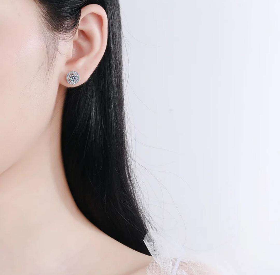 SPECIAL - 1ct Moissanite 925 Silver Halo Earrings