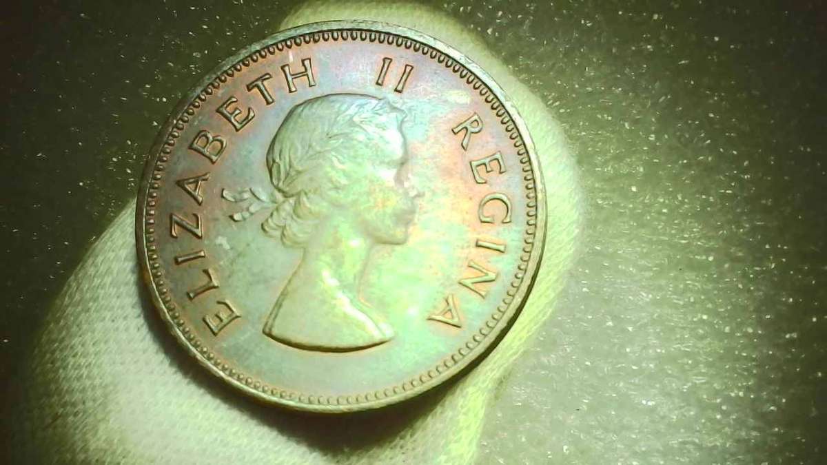 1960 SAU 1/2 Penny - High Grade Coin with beautiful Toning - 0048