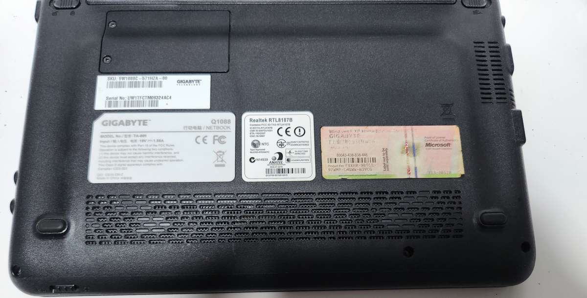 GIGABYTE NETBOOK - Model Q1088 up for Grabs - ****** R30 SHIPPING *****