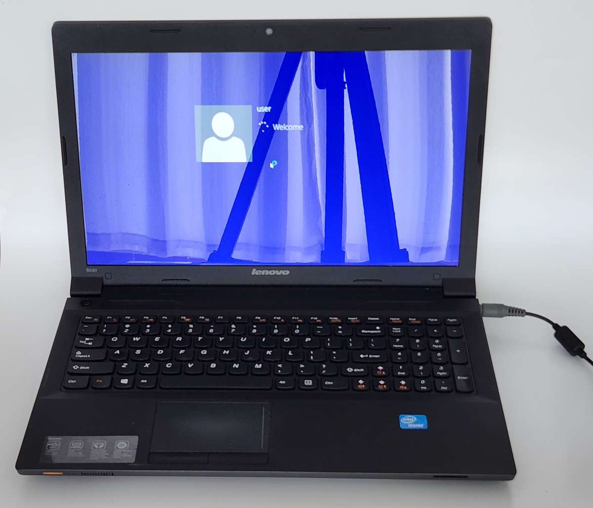 LENOVO B590 LAPTOP up for Grabs - ****** LOW LOW SHIPPING *****