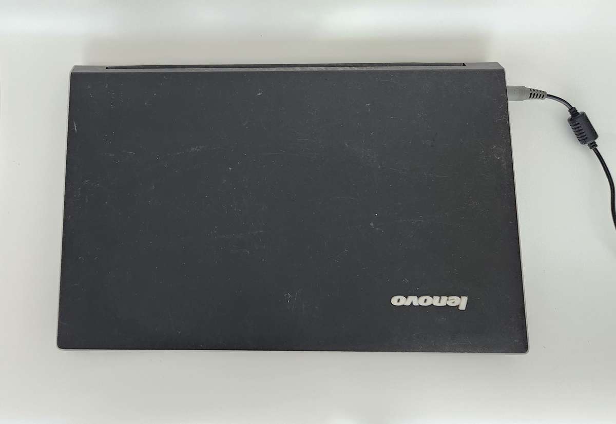 LENOVO B590 LAPTOP up for Grabs - ****** LOW LOW SHIPPING *****