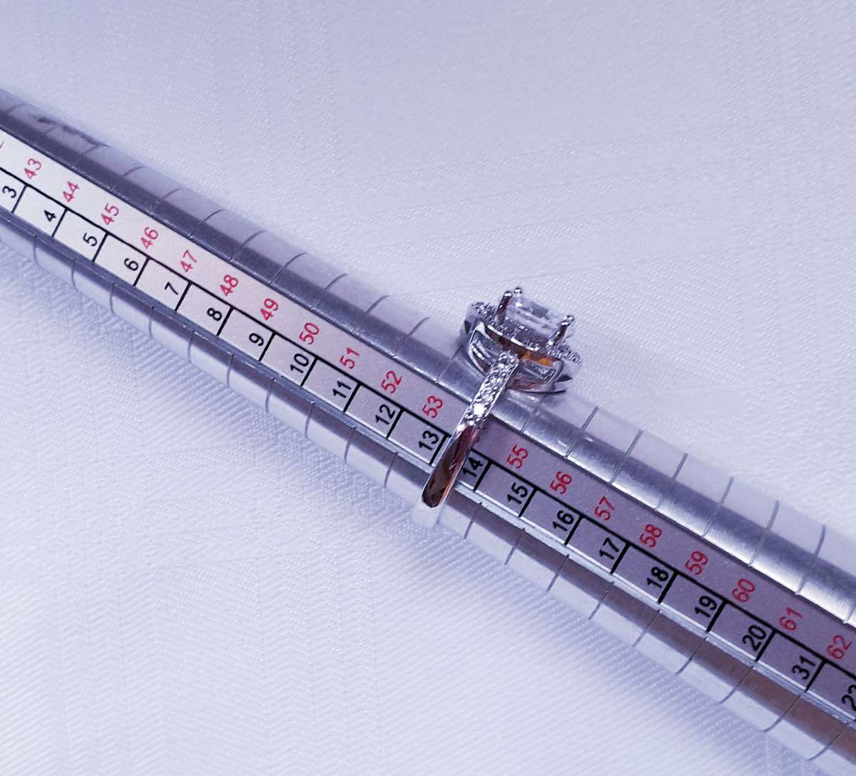 2.75CT Halo Ring set in S925 Silver Size 7