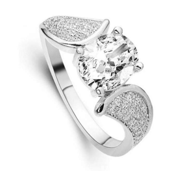 925 Sterling Silver Filled 2.5 Ct. Oval Cut Cr. Diamond Ring | Marked 925