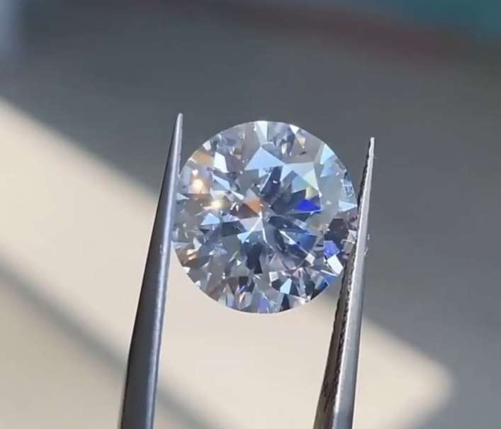 5mm 0.50Ct Moissanite with GRA Certificate