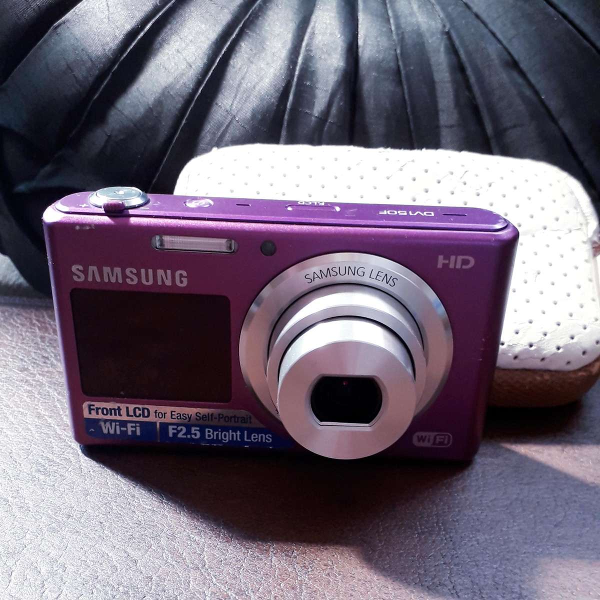 Samsung Digital Camera DV150F with Protective Case | Secondhand