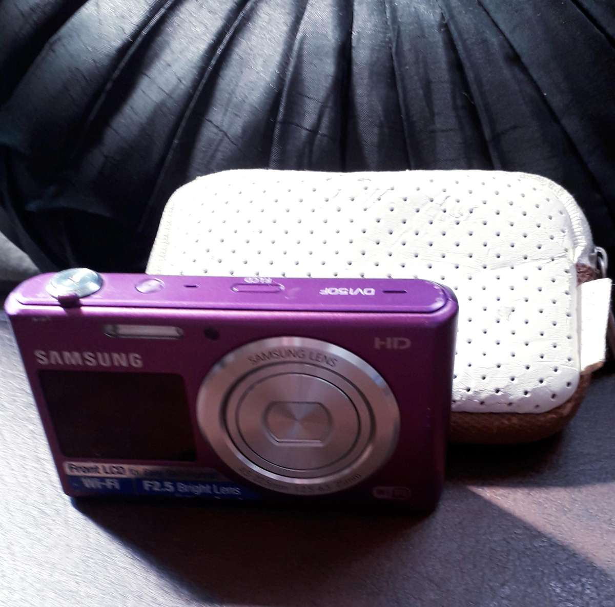 Samsung Digital Camera DV150F with Protective Case | Secondhand