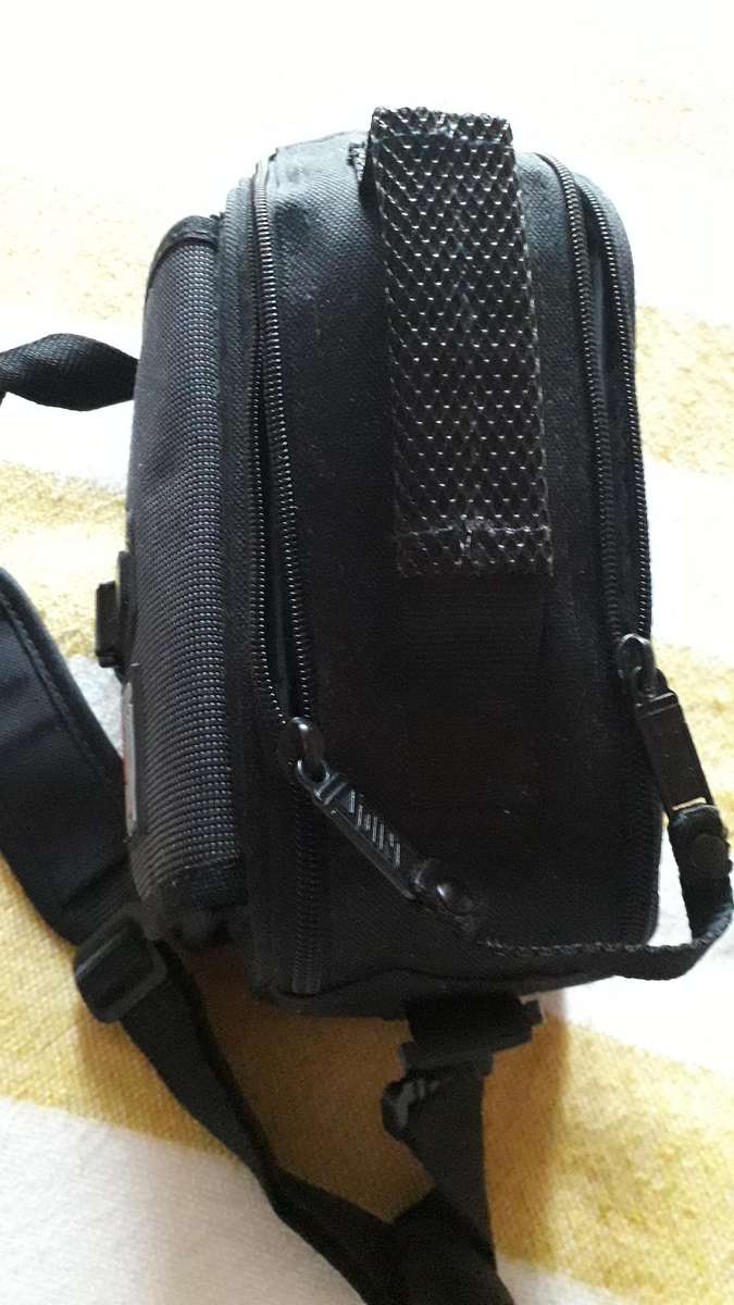 Panasonic Digital Video Camera Camcorder NV-GS11 with Carry Case