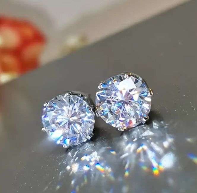 7 mm Stainless Steel Zirconia Stud Earrings