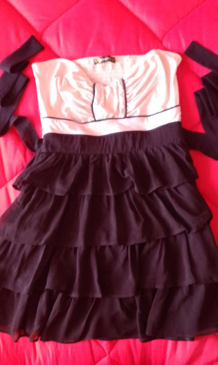 Pre-loved Strapless Mini Cocktail Dress YDE - LARGE