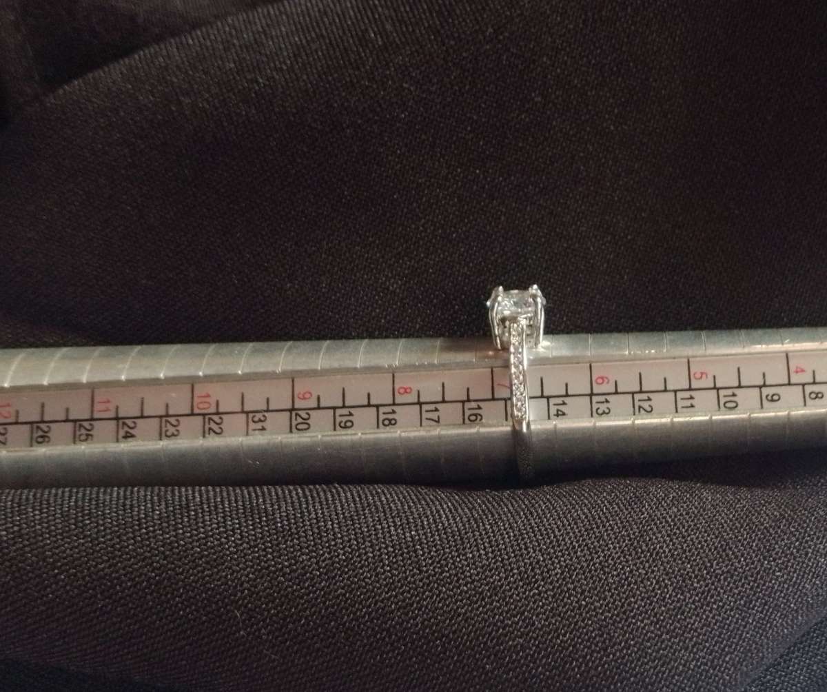 1.2 CT Simulated Diamond Ring set in S925 Silver 7 | O marked 925