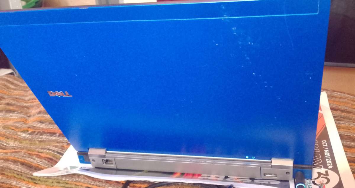 Dell Latitude E6400 laptop | Pre-loved