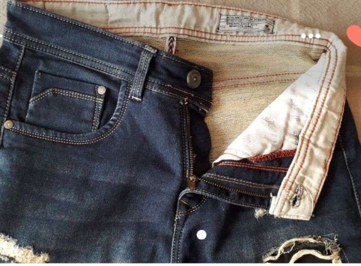 Pre-loved Jack and Jones Jeans 30