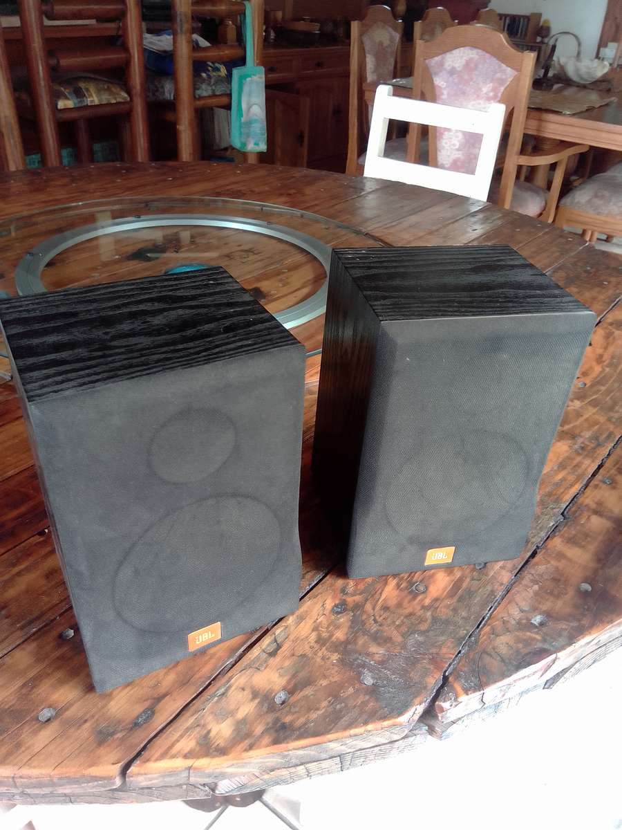 JBL cs100 Speakers set