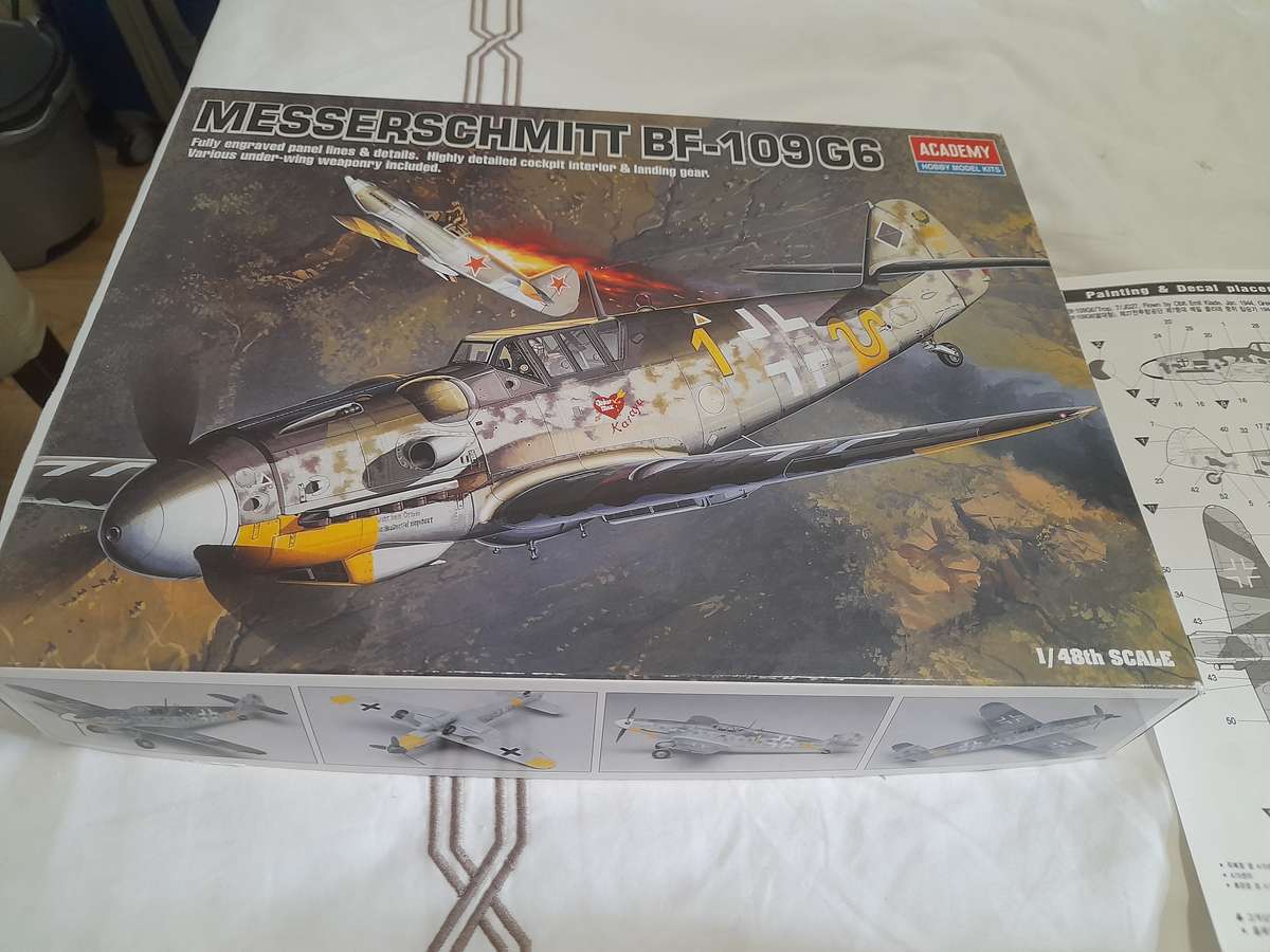 ACADEMY 1/48 MESSERSCHMITT BF-109 G6 2146 PLASTIC MODEL AIRCRAFT KIT