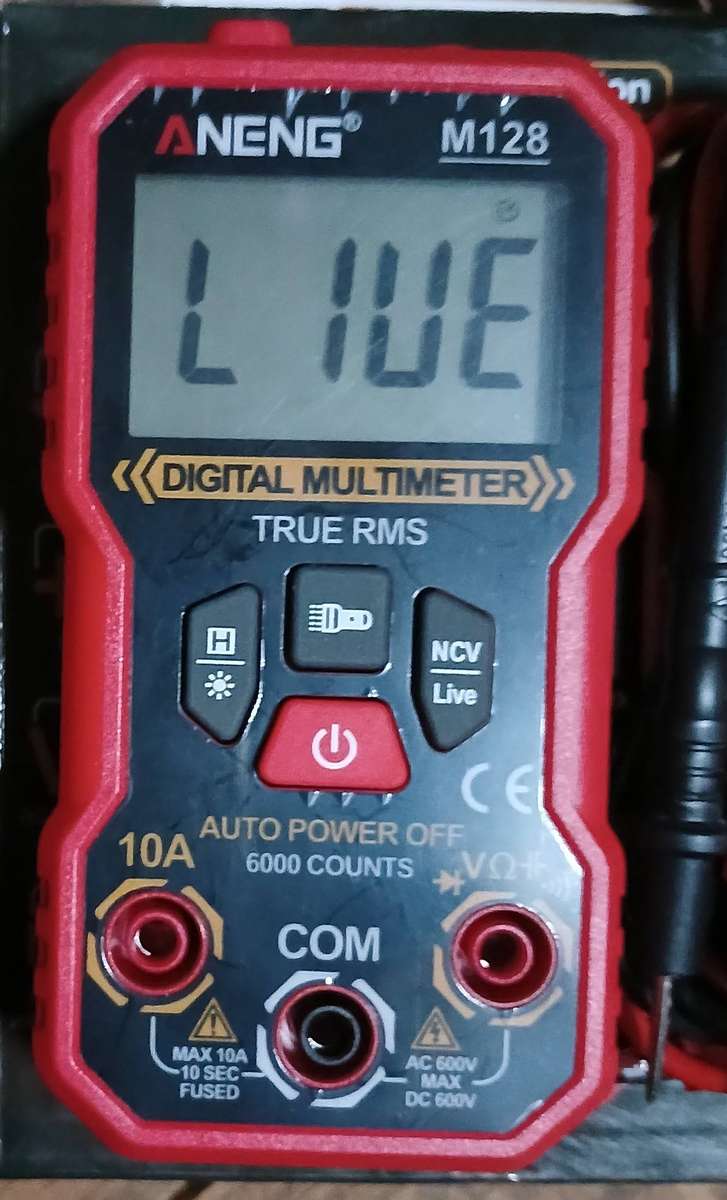 (Palm-fit/Portable) 600V Smart Multimeter with Auto Ac/Dc - Torch and NCV