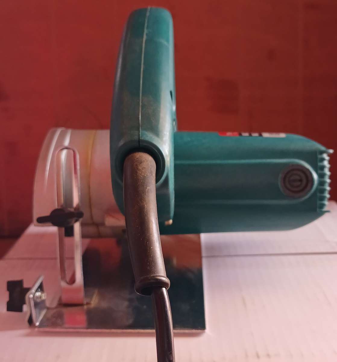 1200W Mintian 110mm Marble Cutter - Display - No original Packaging, complete with accessories