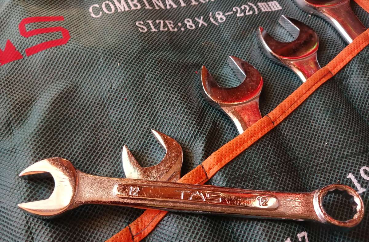 8 Piece Combination Spanner Set (8-22mm)