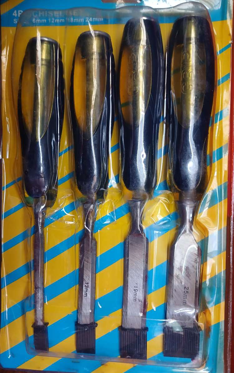 4 Piece Heavy Duty Wood Carv/Chisel Set