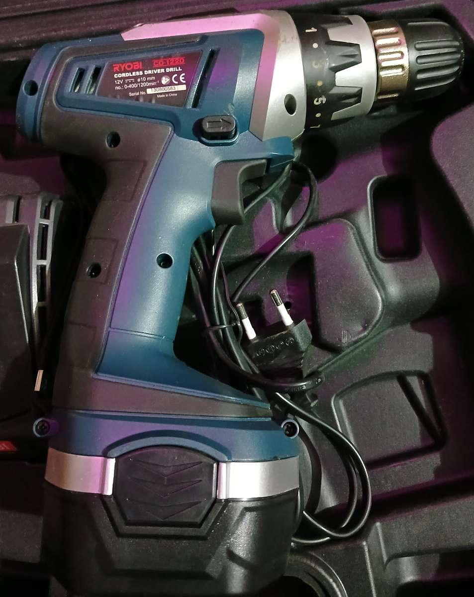 (Spares/Restoration) 12v Ryobi Cordless Drill - Needs Charger