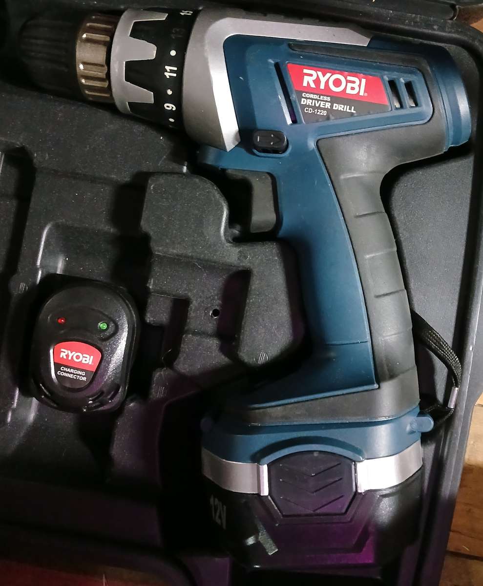(Spares/Restoration) 12v Ryobi Cordless Drill - Needs Charger