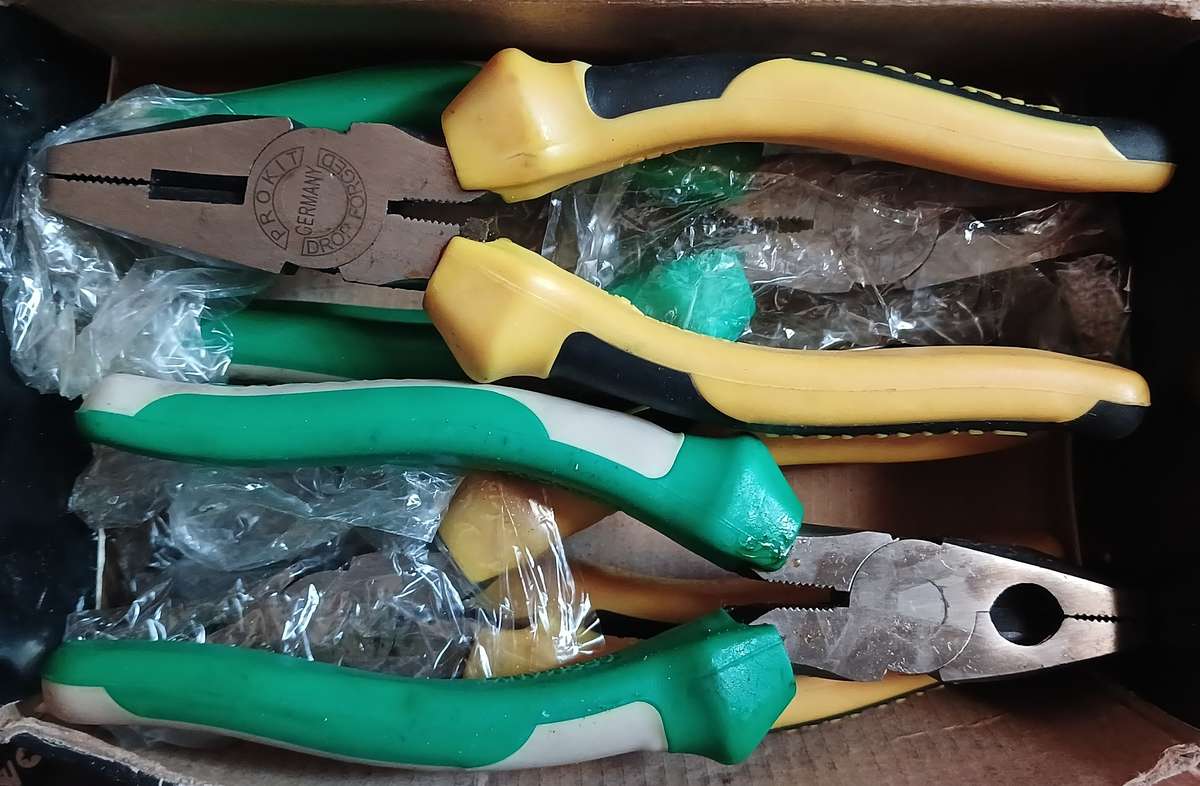 8`Prokit Combination Plier Set (6 pieces)