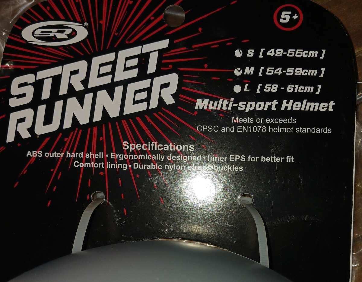 Street Runner Extreme Sports Helmet/Head-Protective Gear (Medium) 1 bid for 2 units