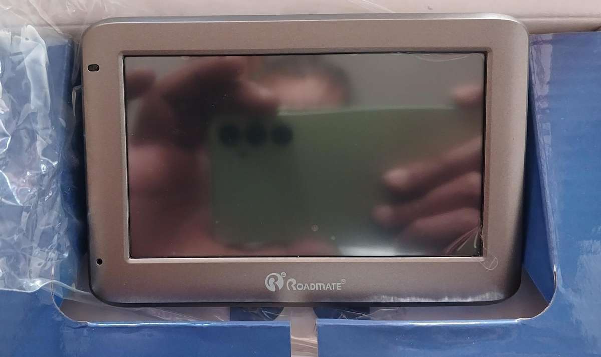 4.3" Roadmate Navigation GPS Multimedia with Bluetooth