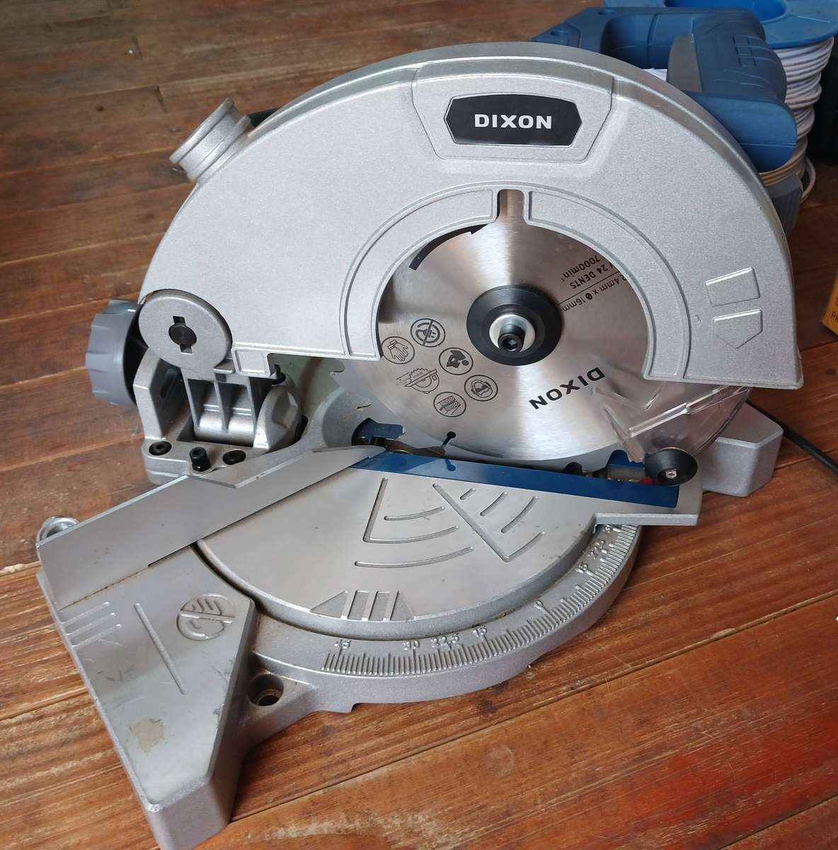 1100W Dixon Mitre Saw