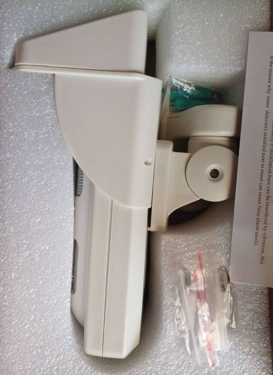 Outdoor Wireless Solar Sensor Spot Alarm